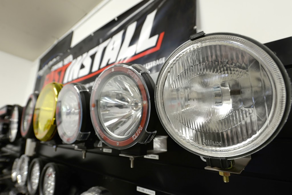 Centre Auto Fast Install | 2950 Avenue Watt local 101A, Québec, QC G1X 4A8, Canada | Phone: (418) 809-1537