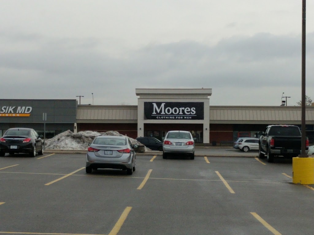 Moores Clothing for Men | clothing store | 270 North Service Rd W, Oakville, ON L6M 2R8, Canada | 9053380111 OR +1 905-338-0111