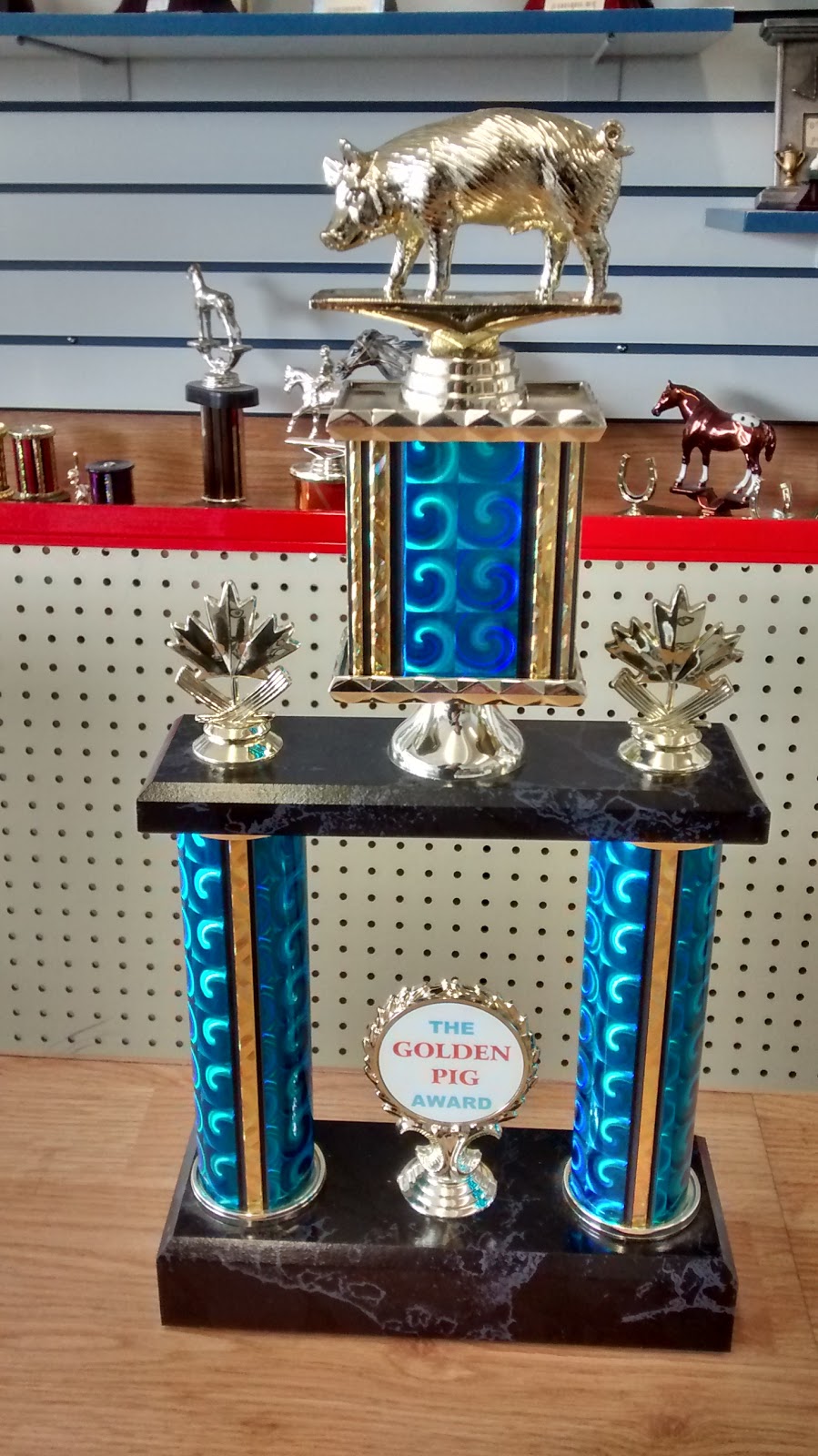 Arrowsmith Awards & Engraving | 1575 Matterson Rd, Errington, BC V0R 1V0, Canada | Phone: (250) 927-0223