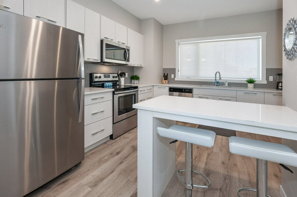 Super Suites Calgary - Diseno | 218 Sherwood Sq NW #1003, Calgary, AB T3R 0Y2, Canada | Phone: (604) 657-9909