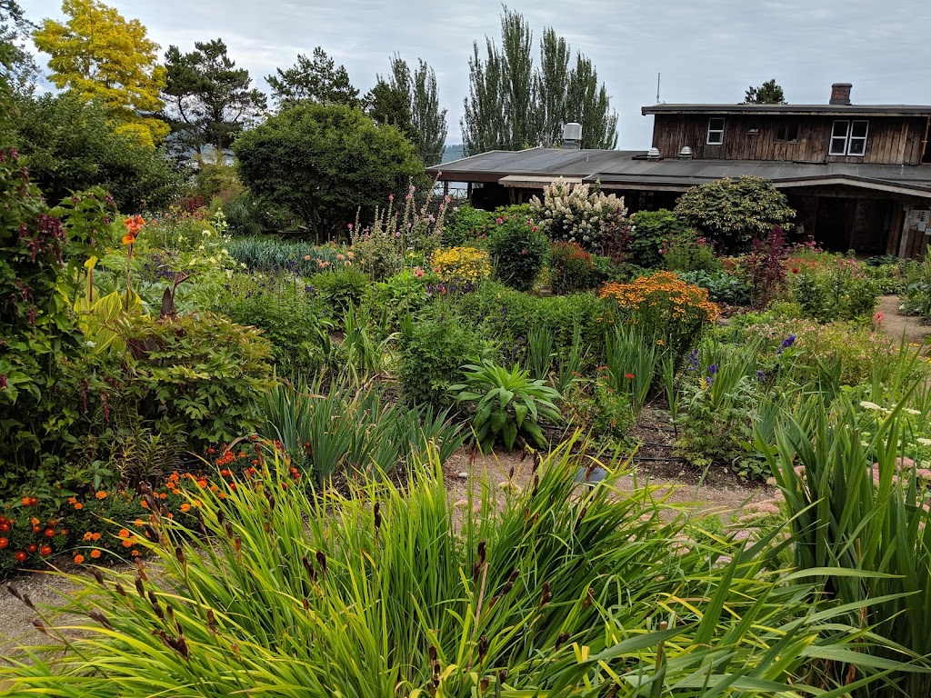 Hollyhock Leadership Learning Centre | Highfield Rd, Mansons Landing, BC V0P 1K0, Canada | Phone: (250) 935-6576