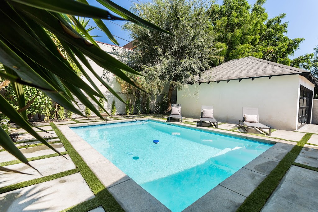 2307426 Ontario | 40 Laurel St #30, Waterloo, ON N2J 2H2, Canada | Phone: (310) 658-7225
