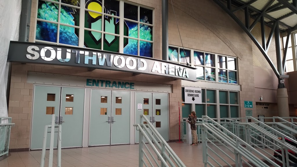 Southwood Arena | 381 Finkle St, Woodstock, ON N4V 1A3, Canada | Phone: (519) 421-3484