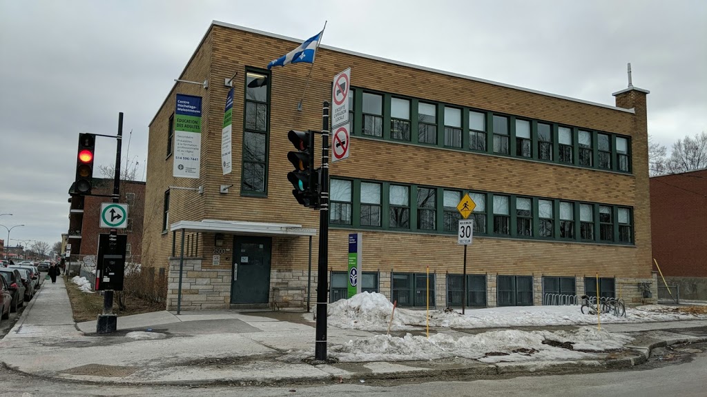 Centre Hochelaga | 2500 Rue Théodore, Montréal, QC H1V 3C6, Canada | Phone: (514) 596-7441