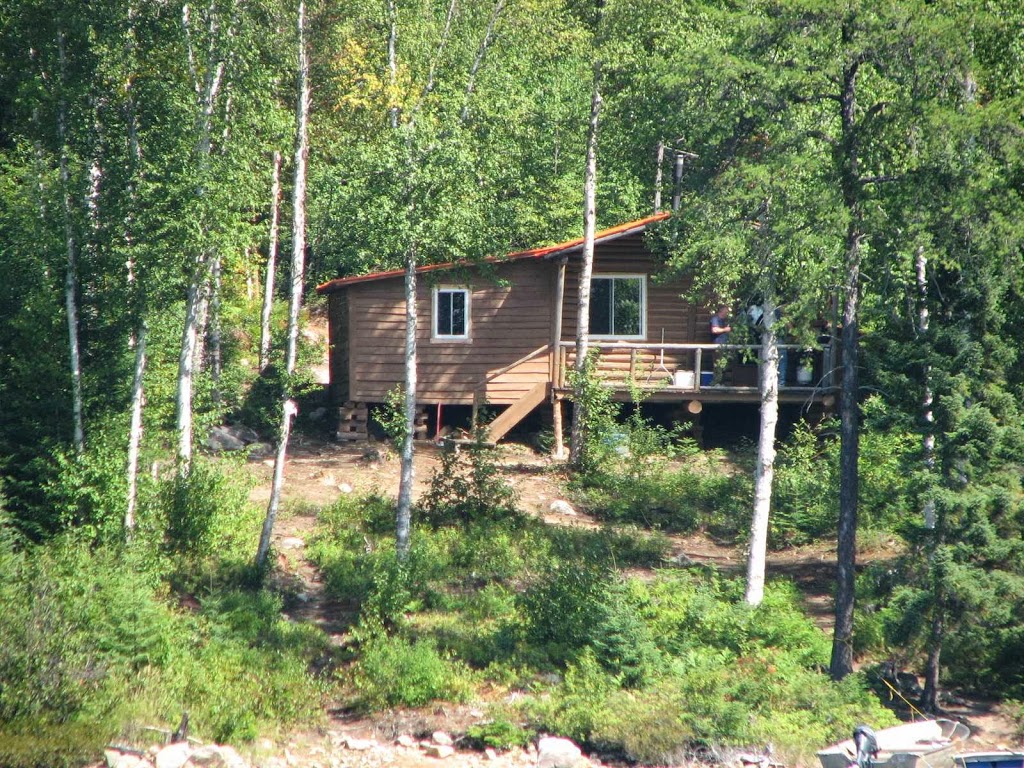 Pourvoirie Oasis duGouin | 170 Rue des Gouverneurs, Saint-Étienne-des-Grès, QC G0X 2P0, Canada | Phone: (800) 959-7453