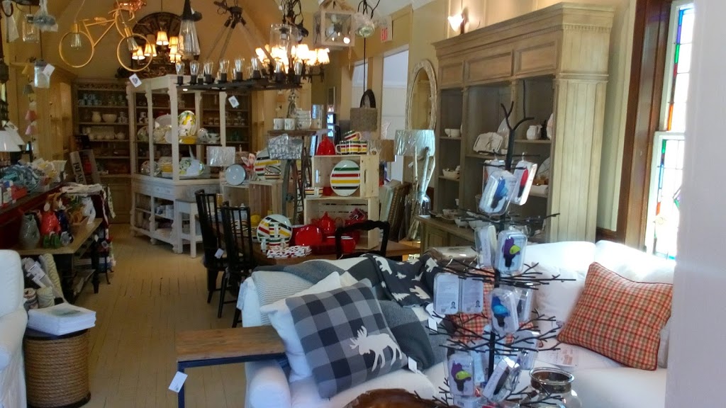 Rafters Of Muskoka | 3 Dickie St, Baysville, ON P0B 1A0, Canada | Phone: (705) 767-3093