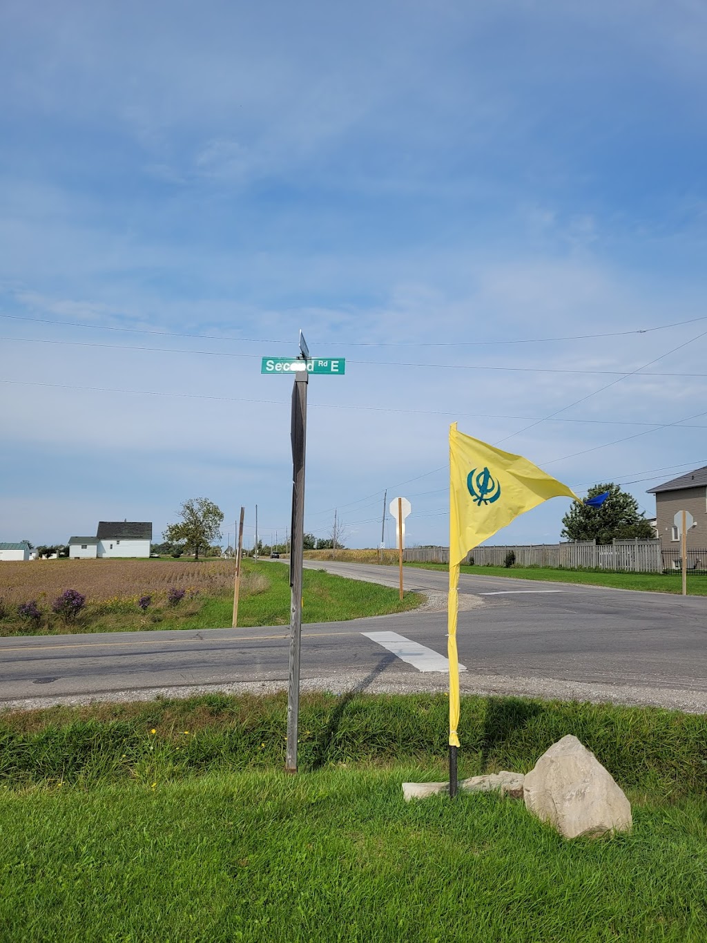 GURU NANAK DARBAR | 218 Mud St E, Stoney Creek, ON L8J 3C5, Canada | Phone: (905) 930-9225