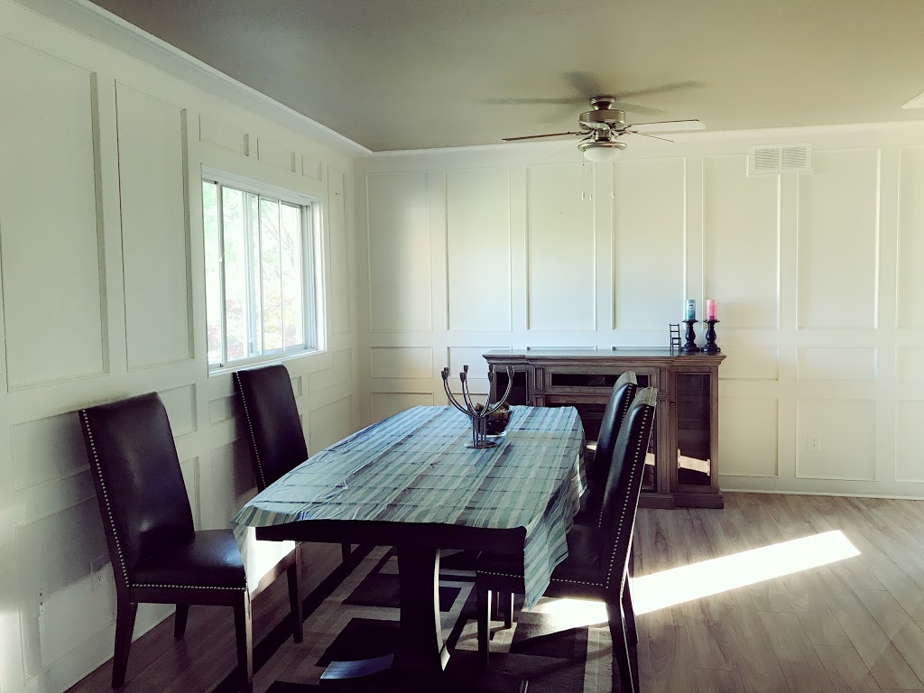 McTavish Beach B&B | 120 McTavish Ave, Kelowna, BC V1Y 1A2, Canada | Phone: (403) 614-2405