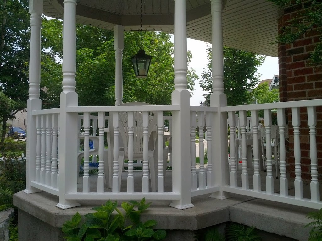Formafence Cambridge | 155 Turnbull Ct, Cambridge, ON N1T 1C6, Canada | Phone: (519) 622-1777