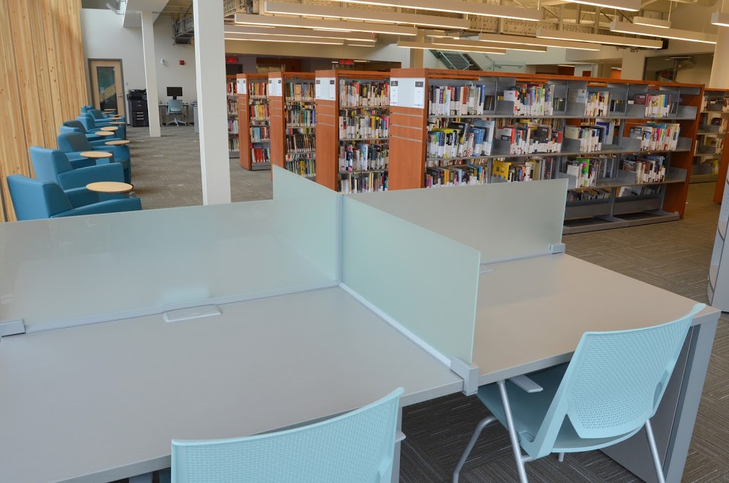 Ottawa Public Library - Beaverbrook | 2500 Campeau Dr, Kanata, ON K2K 2W3, Canada | Phone: (613) 580-2940