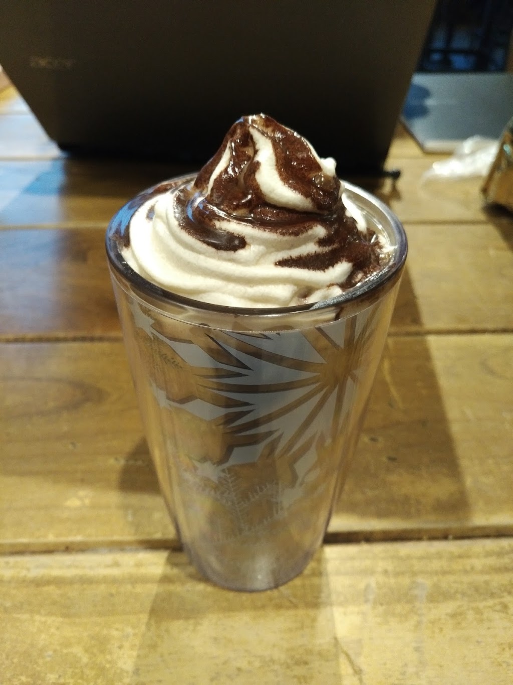 Starbucks | 3030 Thomas St A407, Mississauga, ON L5M 0R4, Canada | Phone: (905) 821-7213