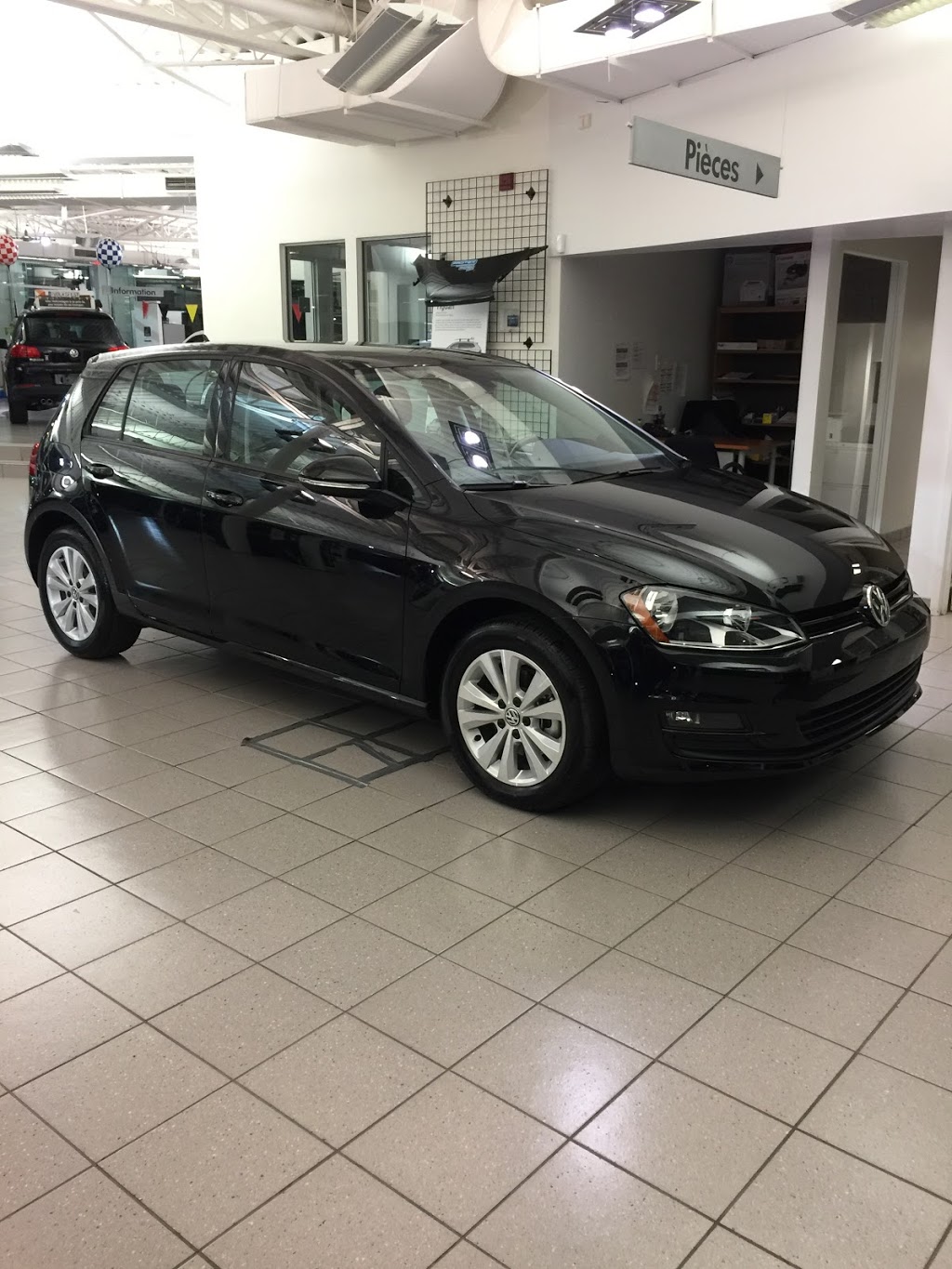 Automobiles Niquet Volkswagen | 1905 Boul Sir-Wilfrid-Laurier, Saint-Bruno-de-Montarville, QC J3V 0G8, Canada | Phone: (450) 653-1553