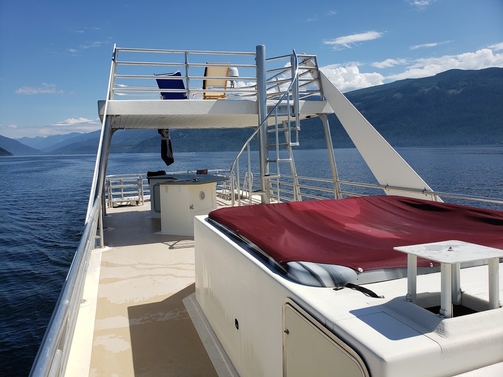 Sicamous Houseboats | 1 Mervyn Rd, Sicamous, BC V0E 2V0, Canada | Phone: (250) 836-2505