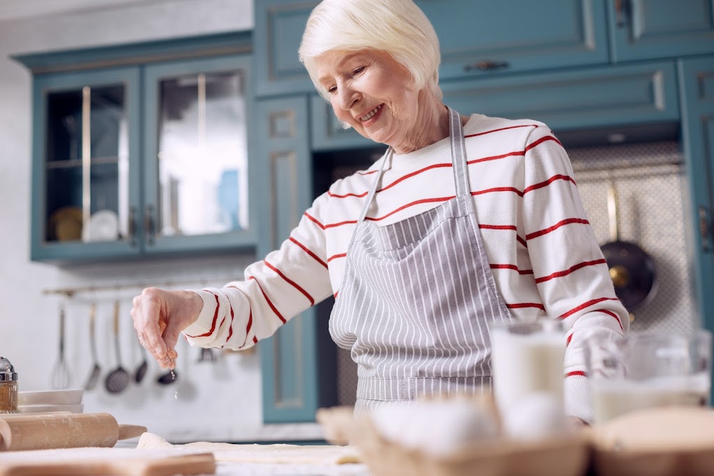 Silver Lining Senior Advisors | 50 Cathedral Bluffs Dr, Scarborough, ON M1M 2T9, Canada | Phone: (647) 771-8276