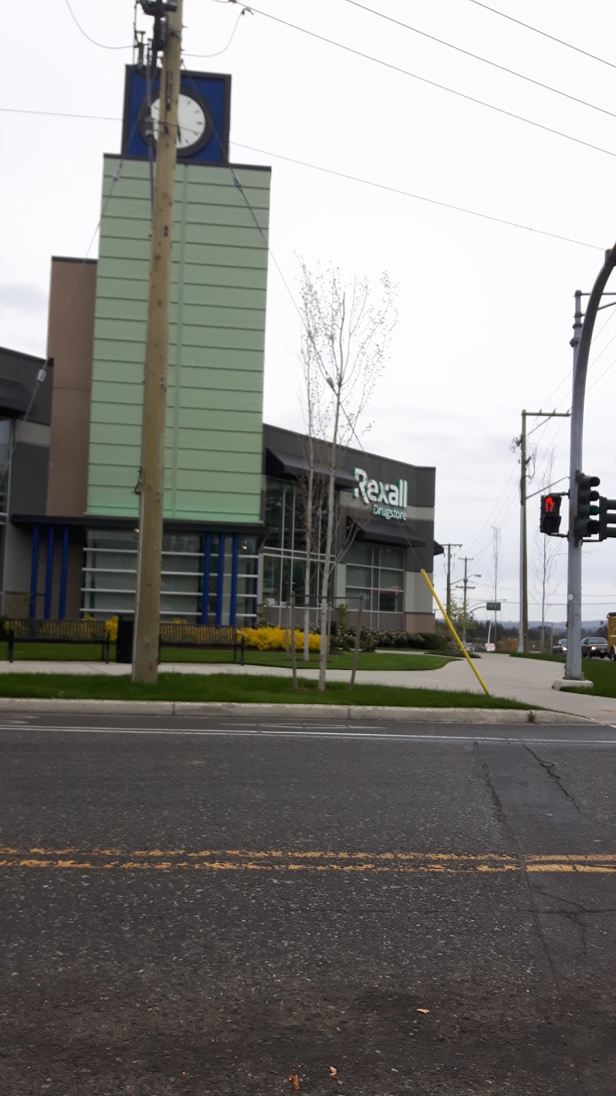 RBC Royal Bank | 1880 Island Hwy #110, Victoria, BC V9B 1J2, Canada | Phone: (250) 356-3338