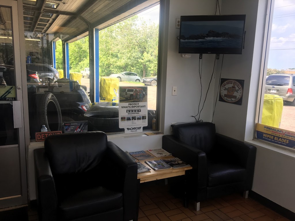 Brakes and Tire Center | 7250 Tecumseh Rd E, Windsor, ON N8T 1E6, Canada | Phone: (519) 915-9443