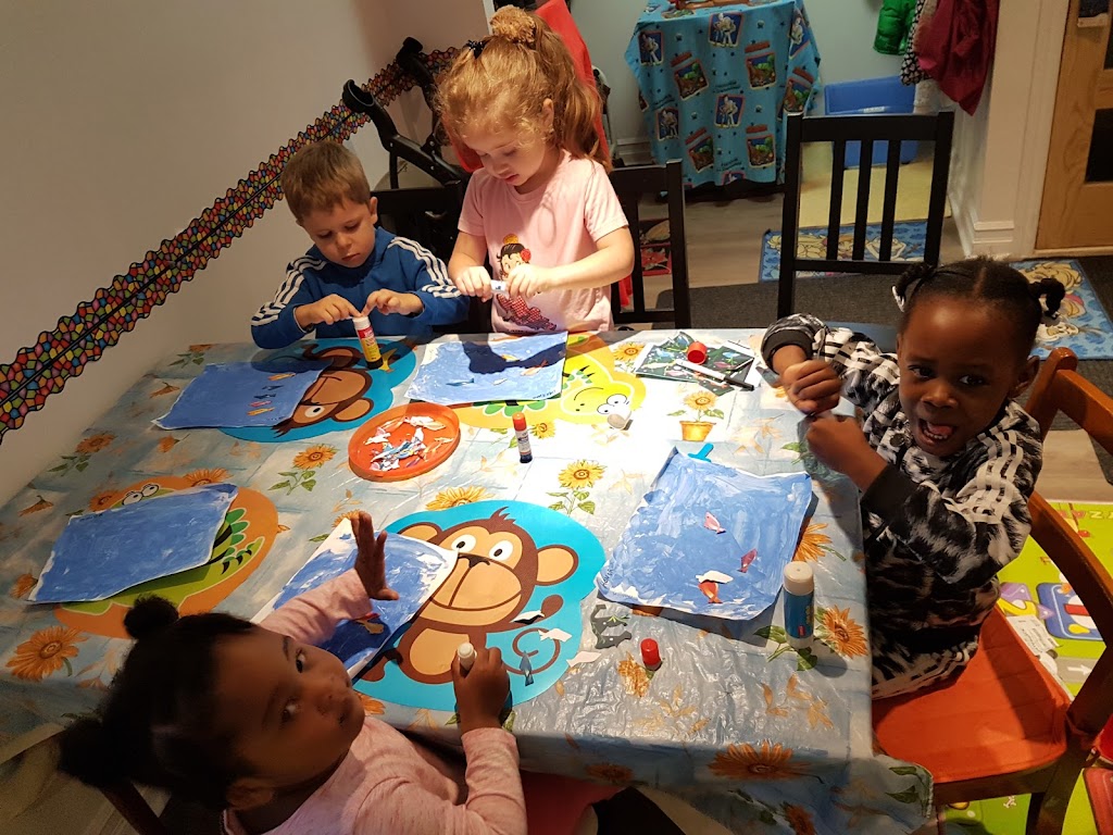 Garderie oasis Day care | 5621 Av. Palmer, Côte Saint-Luc, QC H4W 2P2, Canada | Phone: (514) 834-1811