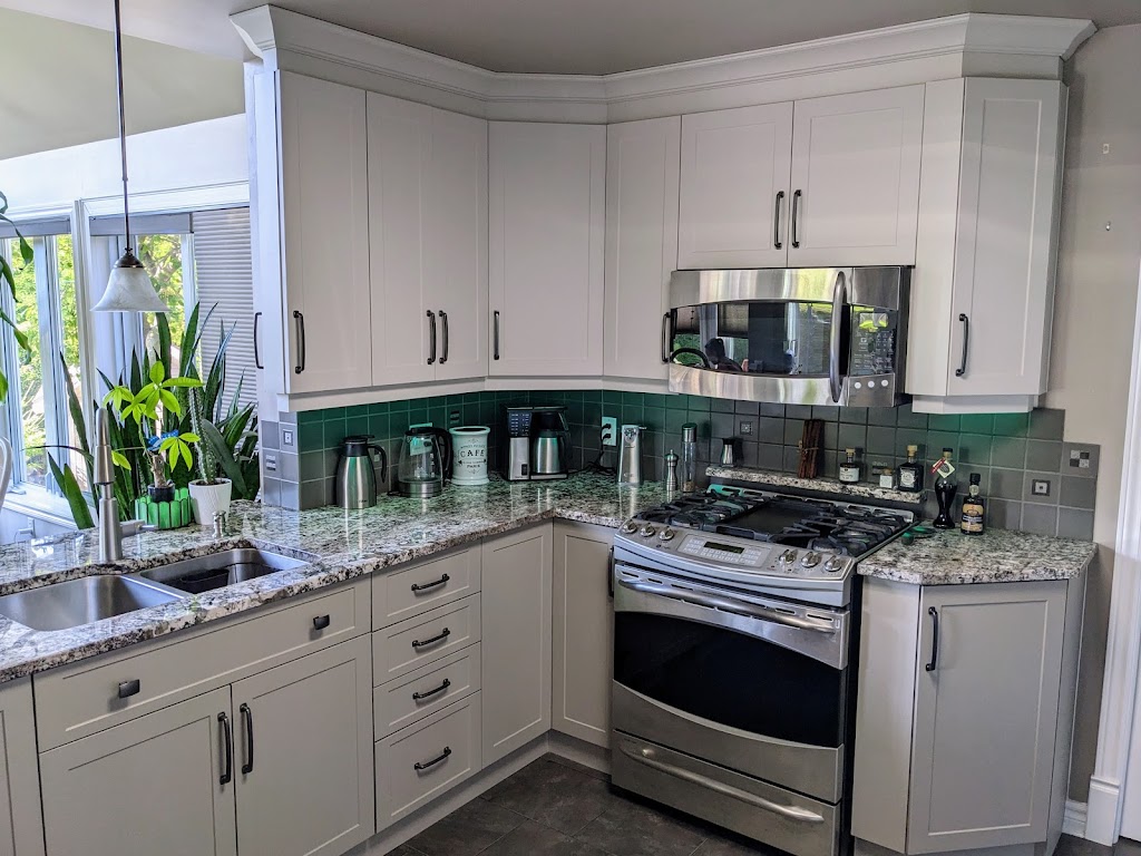 Ottawa Refacing | 1570 Liverpool Ct #4, Ottawa, ON K1B 4L2, Canada | Phone: (613) 878-0801