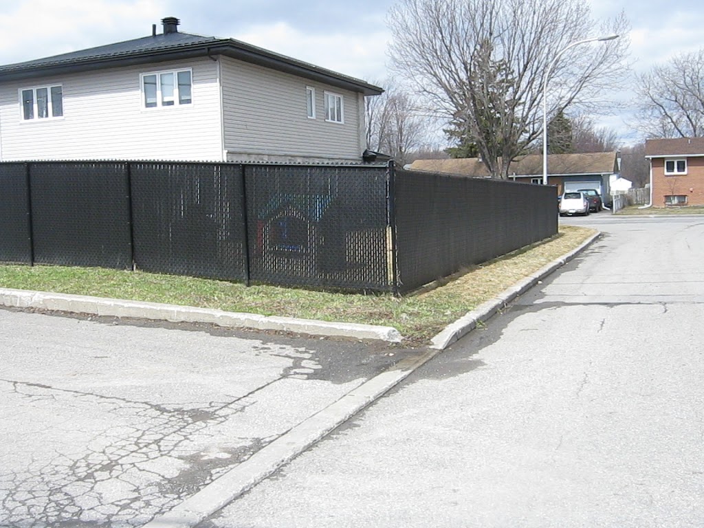 Clôture S James | Rue Francois-Branchaud, Beauharnois, QC J6N 0J8, Canada | Phone: (514) 297-0888