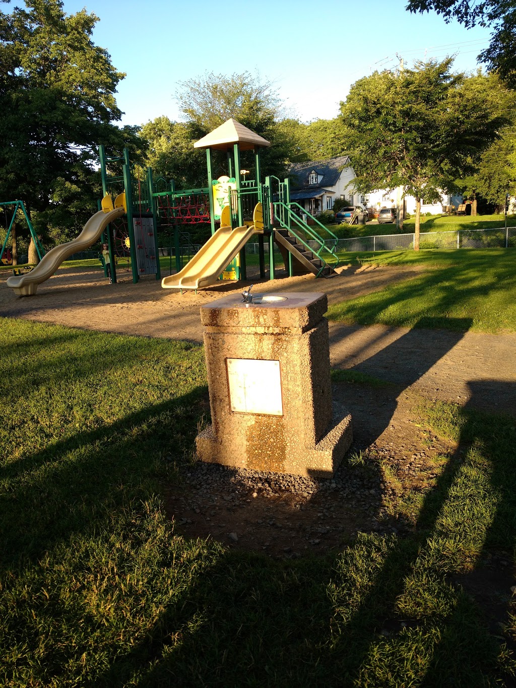 Parc Aline Welsh-Murphy | 2500 Boulevard Guillaume-Couture, Saint-Romuald, QC G6W 2Y8, Canada