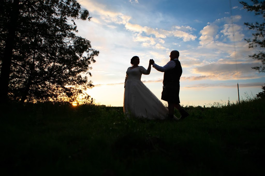 The Bradford Barn | 3287 9th Line, Bradford, ON L3Z 2A5, Canada | Phone: (905) 252-1844