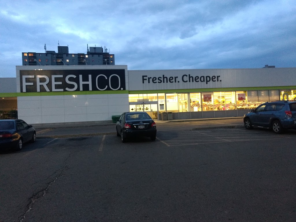 FreshCo | 1151 Dundas St W, Mississauga, ON L5C 1C4, Canada | Phone: (905) 896-4516