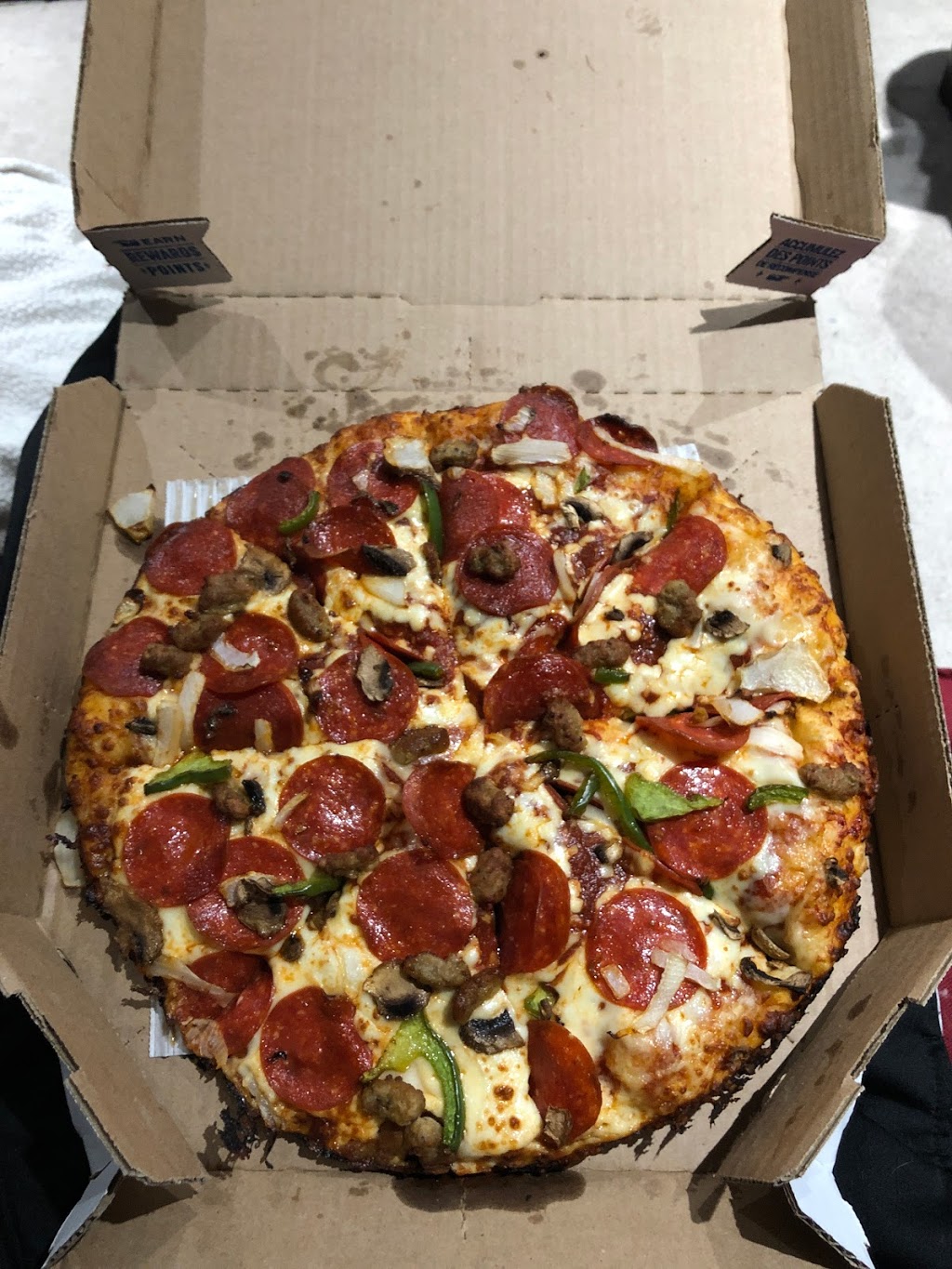 Dominos Pizza | 10 Dewside Dr #15, Brampton, ON L6R 3Y3, Canada | Phone: (289) 323-3323