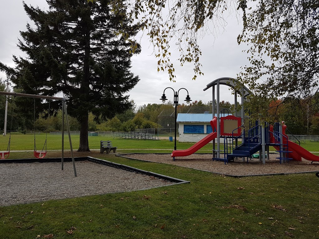 Parc Couturier | 1420 Rue Couturier, Sherbrooke, QC J1E 3T4, Canada | Phone: (819) 560-8900