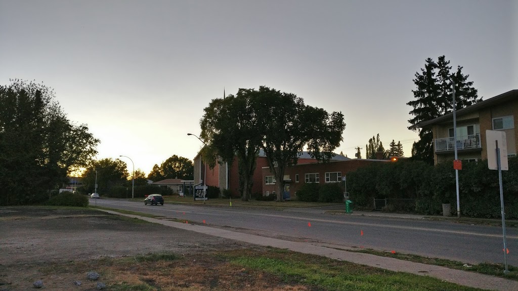 Strathearn United Church | 8510 95 Ave NW, Edmonton, AB T6C 1Y7, Canada | Phone: (780) 466-5822