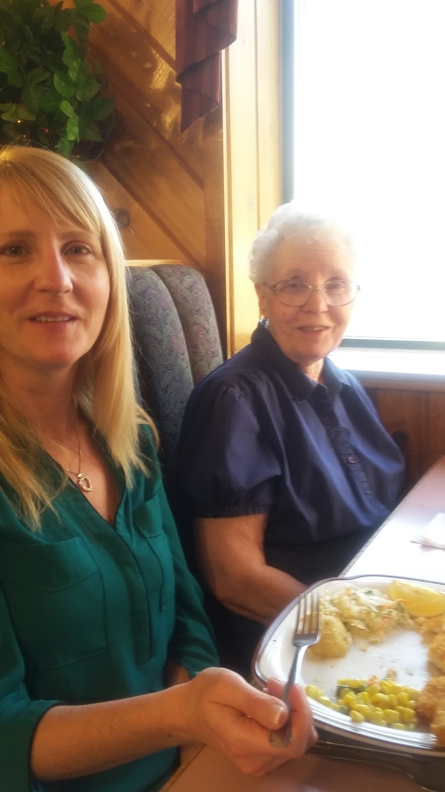 Southey Homestead Family Restaurant | 160 SK-6, Southey, SK S0G 4P0, Canada | Phone: (306) 726-2210