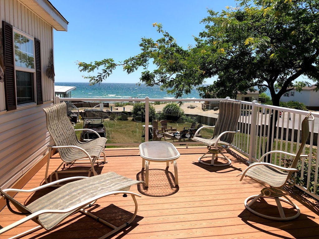 Deluxe Lakeview cottages Sherkston Shores Resort 490 Empire Rd