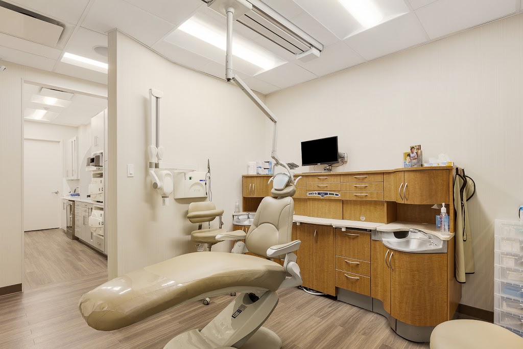 Country Hills Dentistry | 153 Country Hill Dr, Kitchener, ON N2E 2G7, Canada | Phone: (519) 578-5620