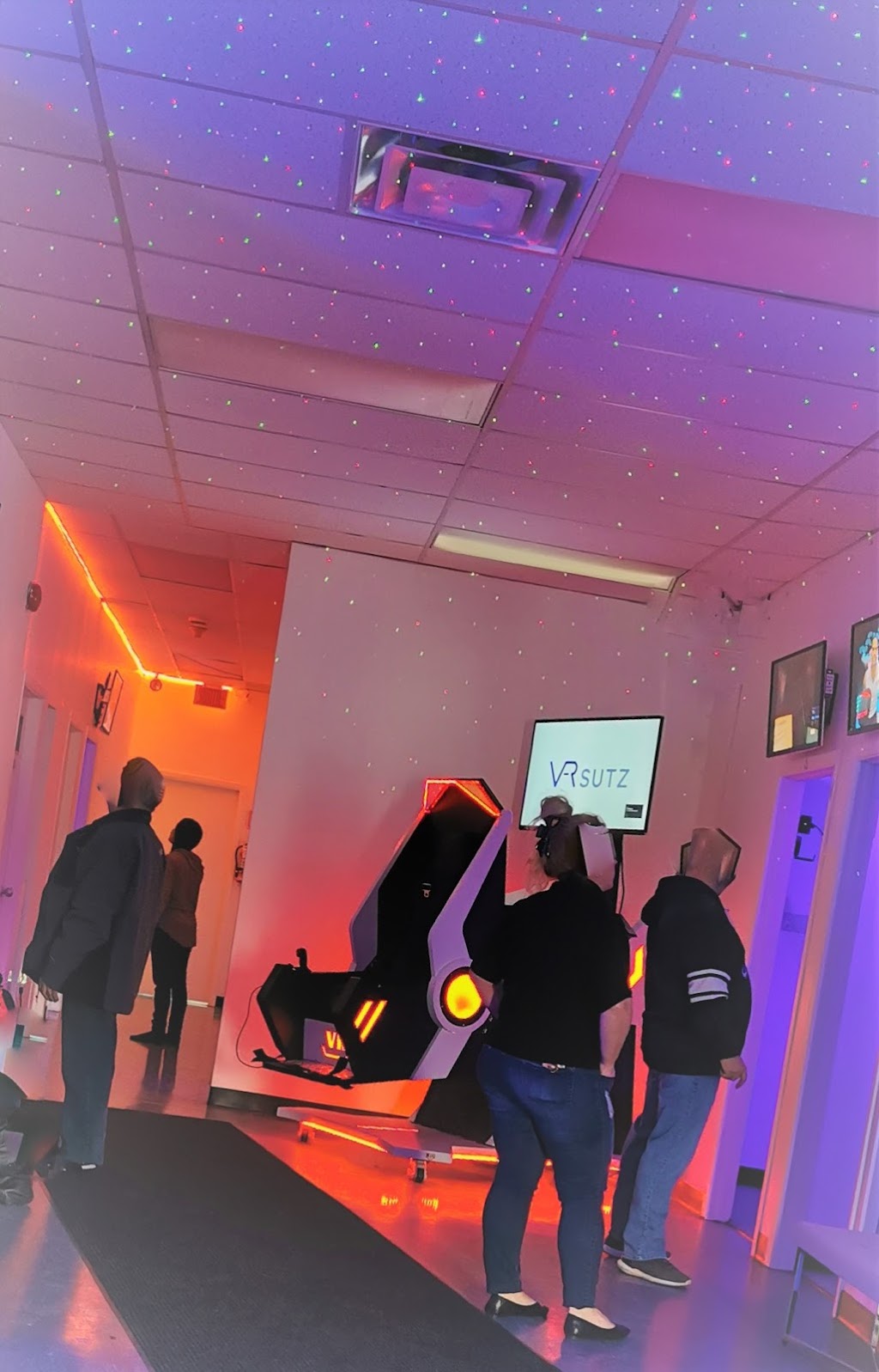 Centre damusement. Réalité Virtuelle (VRsutz_Terrebonne) | 1273 Bd des Seigneurs, Terrebonne, QC J6W 5B1, Canada | Phone: (450) 471-8080