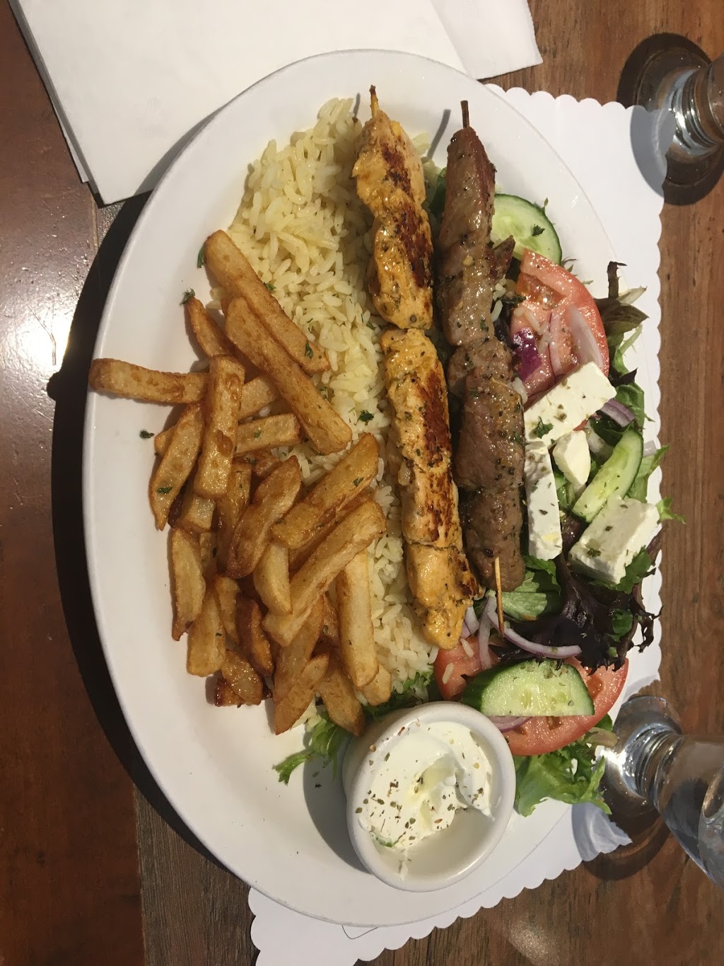 Restaurant Bobs Grill Bar | 1800 Boulevard Arthur-Sauvé, Laval, QC H7R 3W3, Canada | Phone: (450) 627-2627