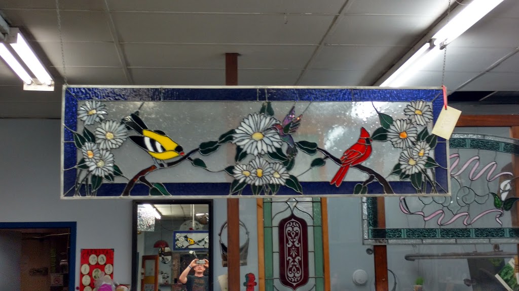 Medlyn Jewellery Studio And Stained Glass | 643 Talbot St, St Thomas, ON N5P 1C9, Canada | Phone: (519) 633-3773