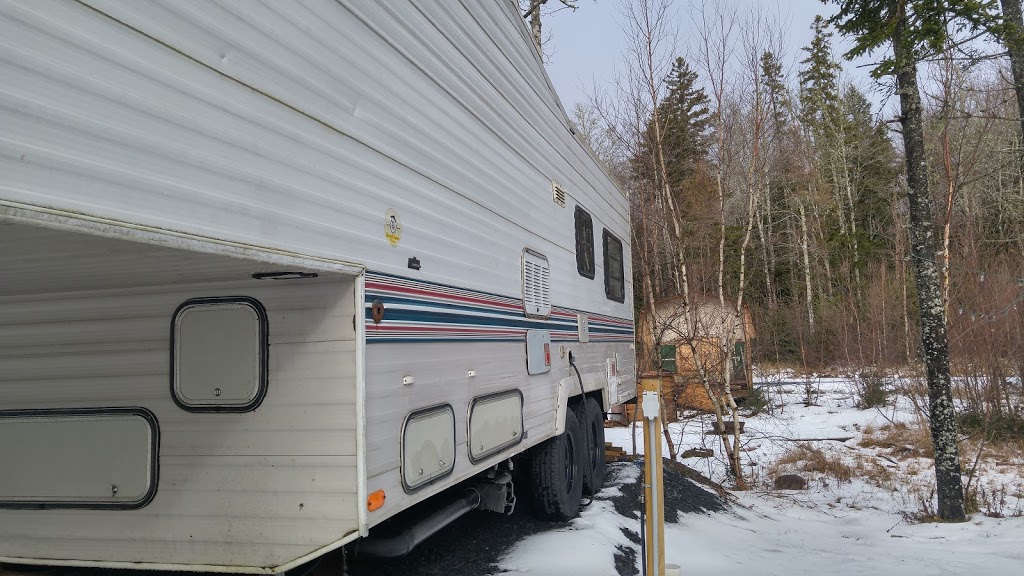 Rawdon Gold Mines Variety & Campgrounds | 2980 Nova Scotia Trunk 14, Upper Rawdon, NS B0N 2N0, Canada | Phone: (902) 632-2050