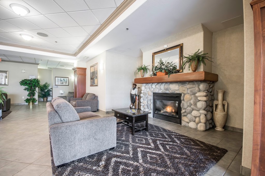 Comfort Inn & Suites | 1090 22 St NE, Salmon Arm, BC V1E 2V5, Canada | Phone: (250) 832-7711