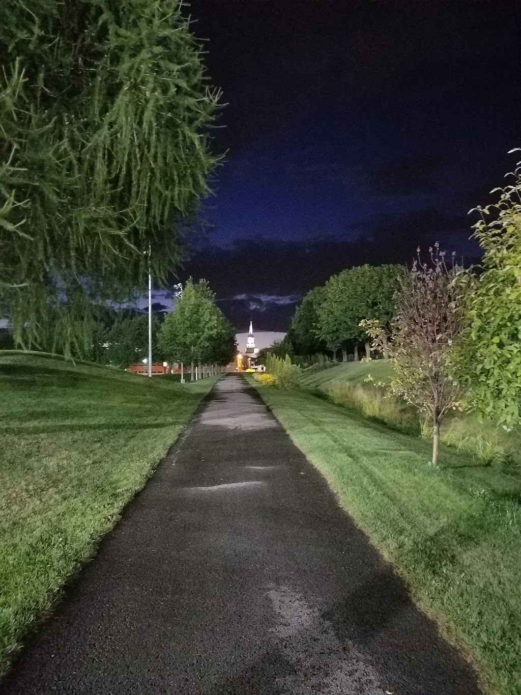 Parc Delphis-Marois | Rue de lEntrain, Saint-Augustin-de-Desmaures, QC G3A 1L6, Canada | Phone: (418) 878-3639