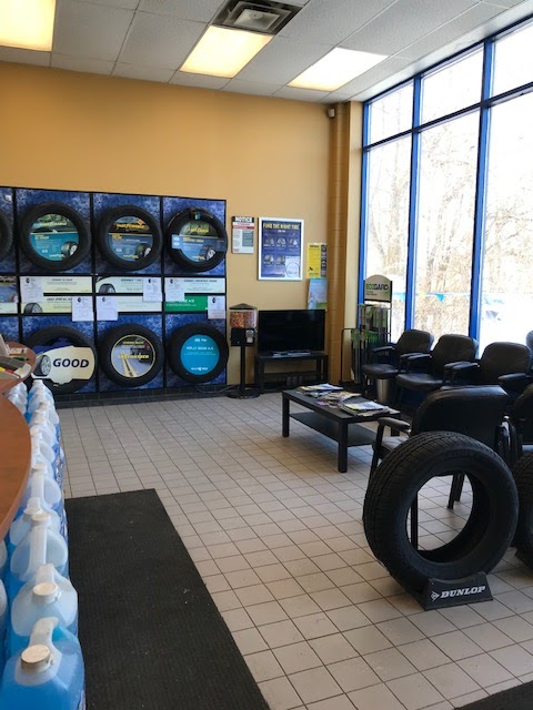 Beverly Tire & Auto | 1305 Victoria St N Unit 1,2B, Kitchener, ON N2B 3E3, Canada | Phone: (519) 569-8008
