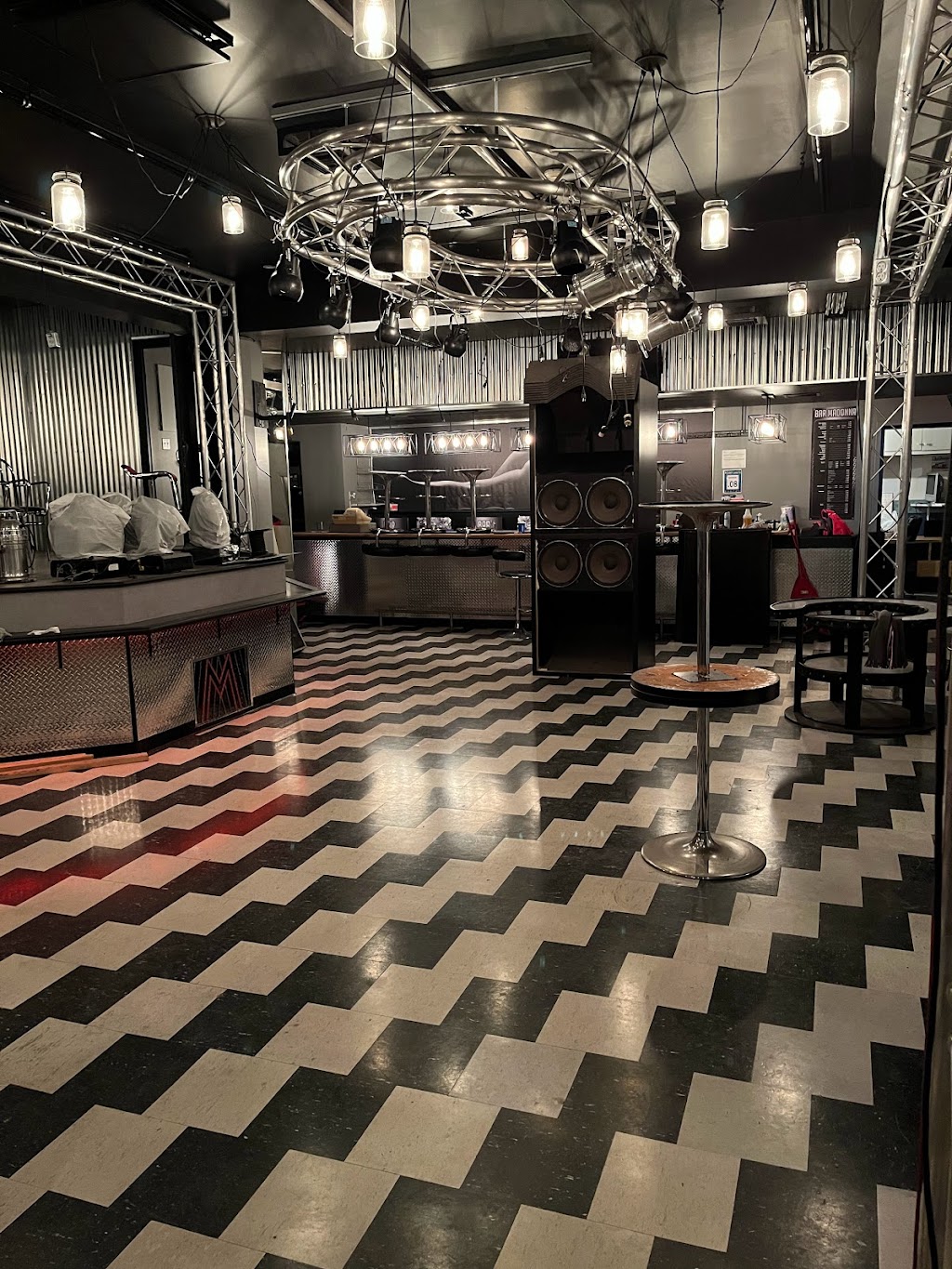 MAXX | 335A Chem. Yamaska, Saint-Germain-de-Grantham, QC J0C 1K0, Canada | Phone: (819) 730-0303