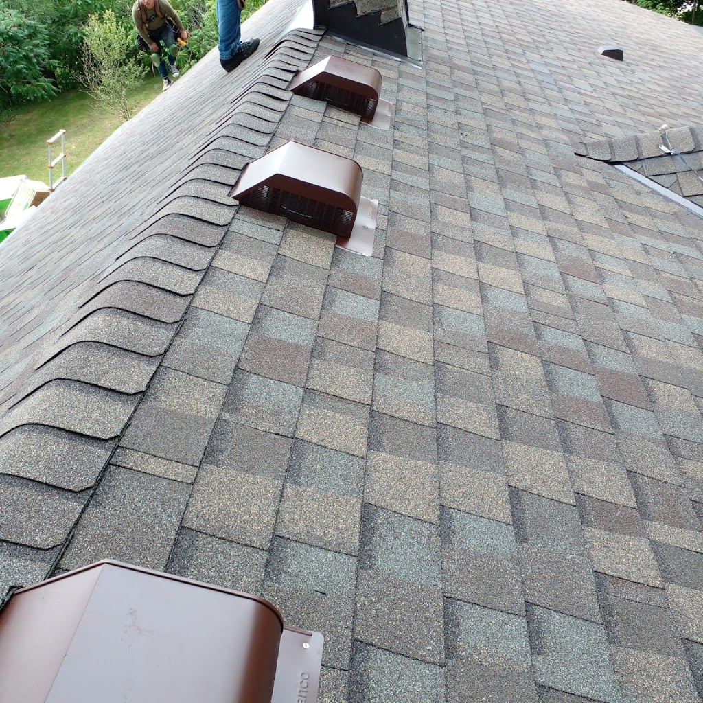 Breno Roofing | 660 Sweetwater Pl, Mississauga, ON L5H 3Y8, Canada | Phone: (416) 450-9350