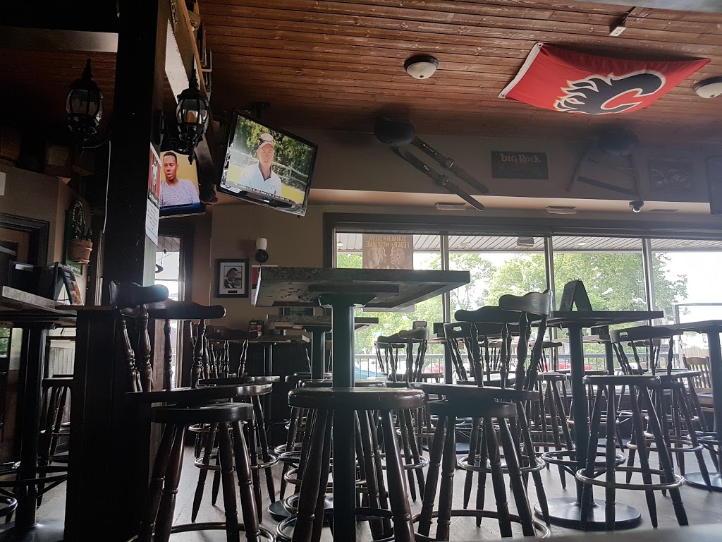 Nixx Neighbourhood Pub | 2418 Edmonton Trail, Calgary, AB T2E 3M8, Canada | Phone: (403) 277-7715