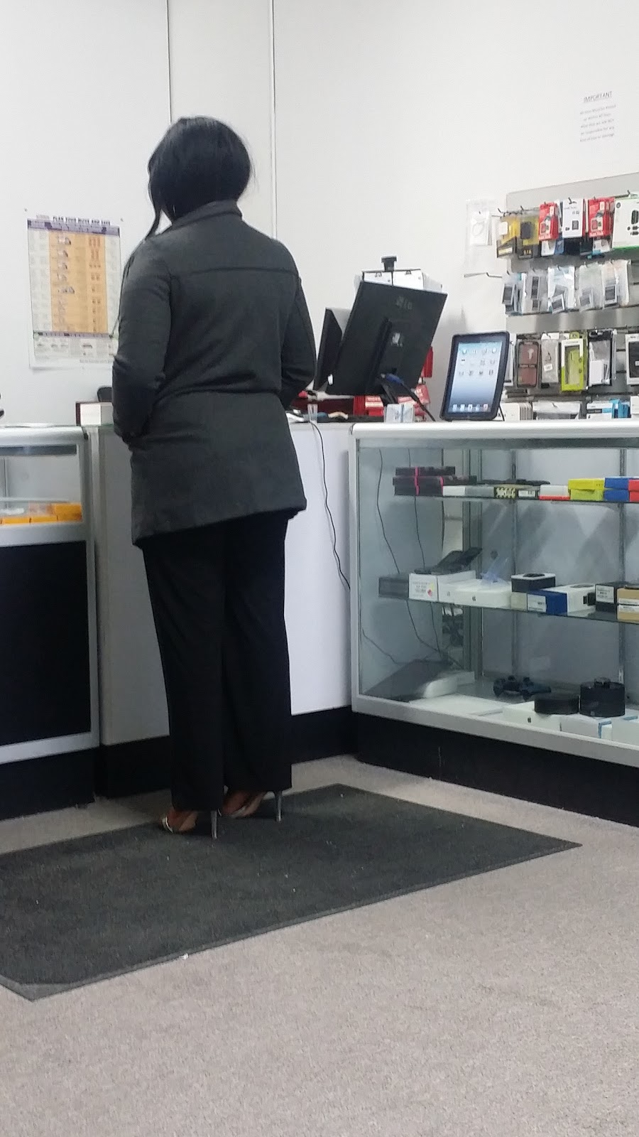 Space Electronics | 1055 Canadian Pl #104, Mississauga, ON L4W 0C2, Canada | Phone: (647) 885-8031