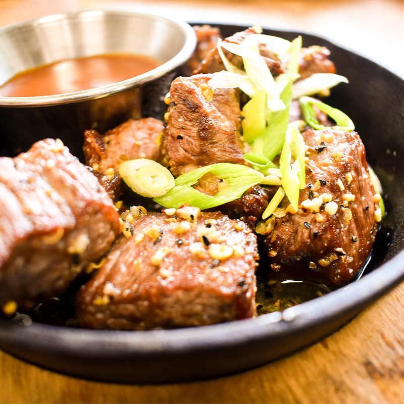Chucks Roadhouse Bar & Grill | 1078 10th St, Hanover, ON N4N 3B8, Canada | Phone: (519) 364-0155