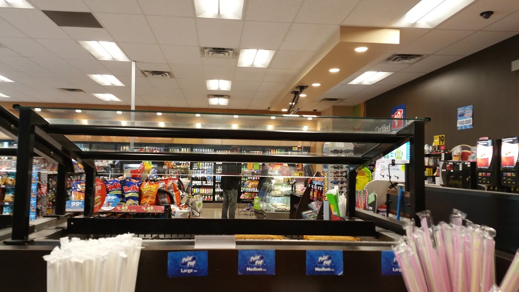 Macs | 324 Coleman St, Carleton Place, ON K7C 0B5, Canada | Phone: (613) 257-4666