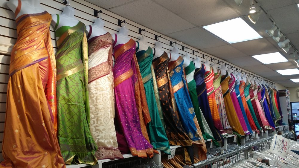 Ayaan Boutique | 222 Sweetvalley Dr, Ottawa, ON K4A 3W5, Canada | Phone: (613) 400-8321