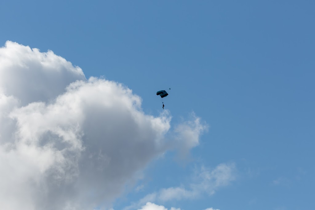 Skydive Manitoba | 177 Anson St, Aspen Park, MB R0C 1B0, Canada | Phone: (204) 799-5867