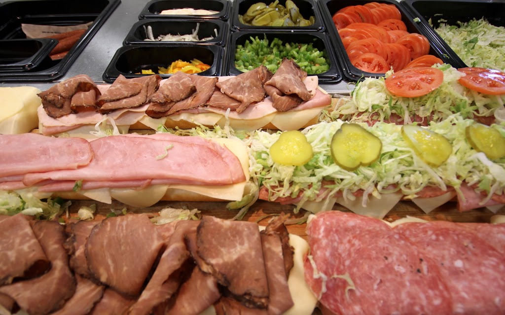 Dagwoods La Sandwicherie | 50 Boulevard Saint-Charles, Beaconsfield, QC H9W 2X3, Canada | Phone: (514) 630-0777