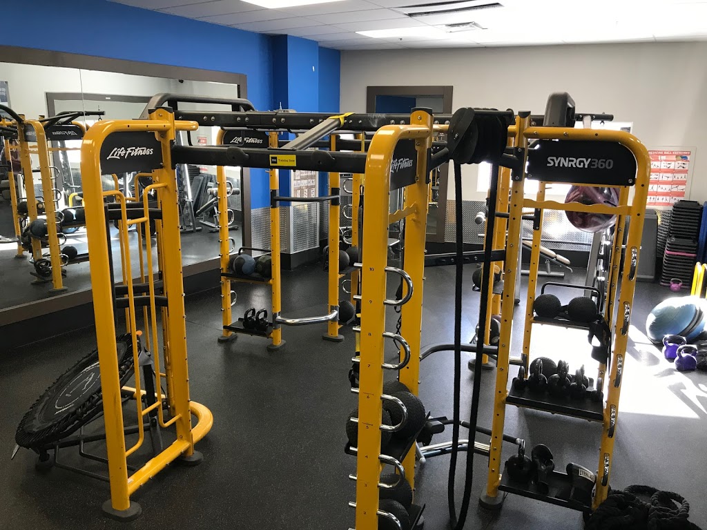 Tapout Fitness Woodbridge | 311 Cityview Blvd, Woodbridge, ON L4H 3S7, Canada | Phone: (905) 303-8279