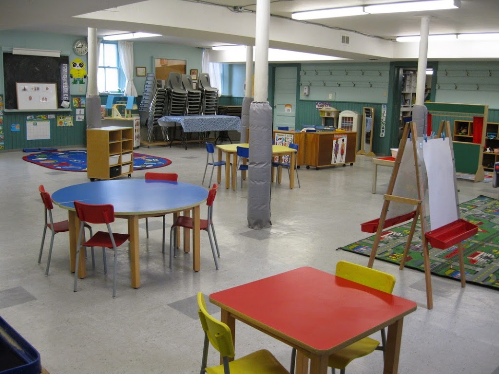 Bouncing Ball Co-operative Nursery School | 2230 Victoria Street West, Stroud, ON L0L 2M0, Canada | Phone: (705) 436-1569